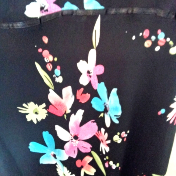 Jane Alexander Floral Midi Dress with Wrap style bodice - Picture 4 of 10